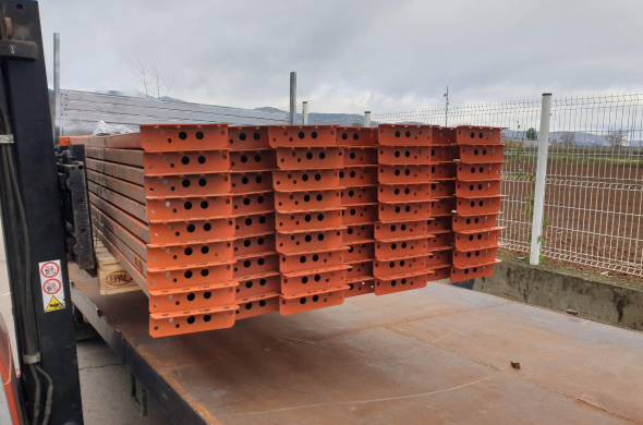 Imagen sobre el servicio de Traslados de estanterías industriales